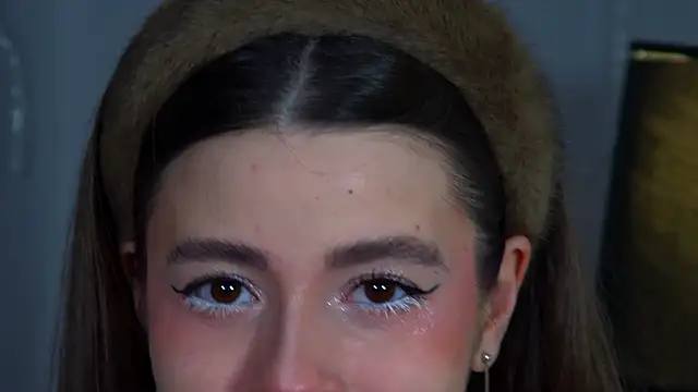 ameliaflares - AmeliaFlares's free webcam - UK Sex Cams