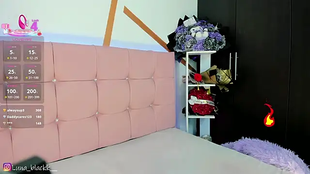 Luna_blackk webcam