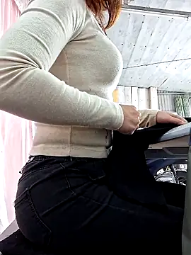 Webcam Model (irina_hana)  is live.Free join now!