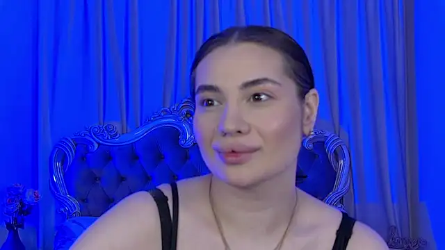 AdrianaTorres webcam