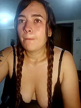 Webcam Model (miss_berlyn)  is live.Free join now!