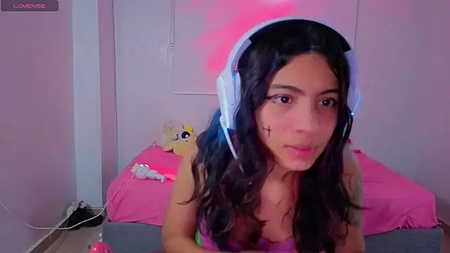 lovelyamyy - Lovelyamyy's free webcam