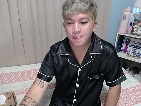 fuckboii_intown - Fuckboii_intown's free webcam - UK Sex Cams