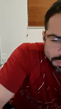 Live sex cam of Zander823