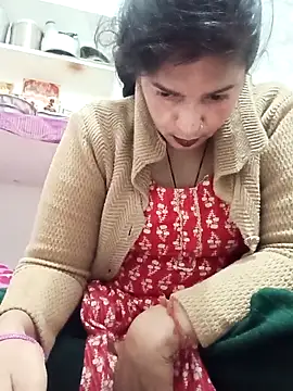 Webcam Model (Mohni_love)  is live.Free join now!