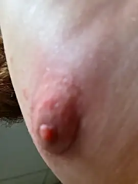 Redheadstud webcam