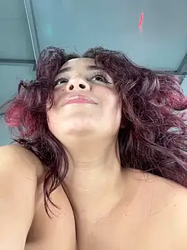 NaughtyNinnaXXX webcam