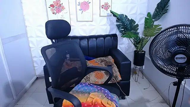 Valentinaa_mature webcam