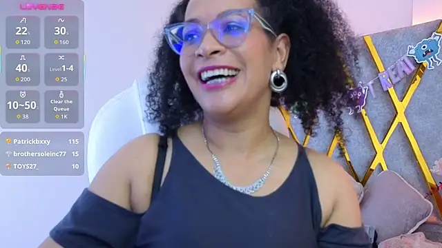 Cintiia_Holmes webcam