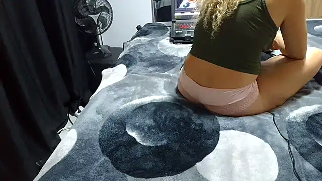 Kellynha_Sweet webcam