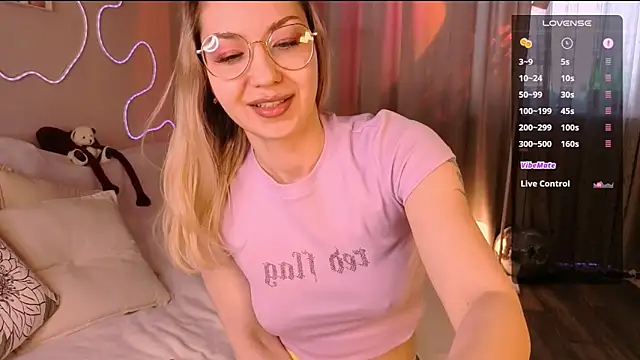 lilo_sims - Lilo_Sims's free webcam