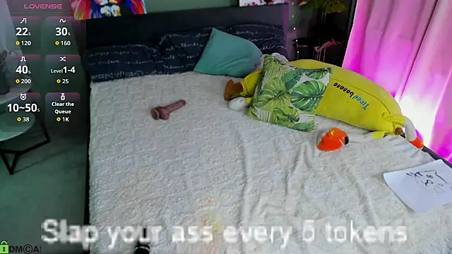 miss_lisaaa - Miss_lisaaa's free webcam