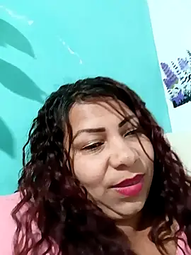 alyona21 - Alyona21's free webcam