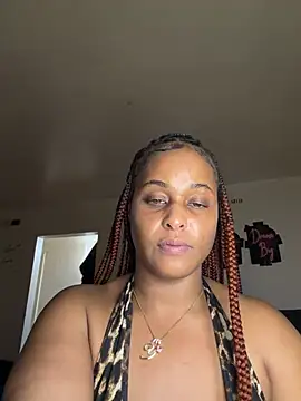 Webcam Model (Realwetpussy)  is live.Free join now!