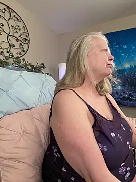 Kaitlyn_Winters webcam