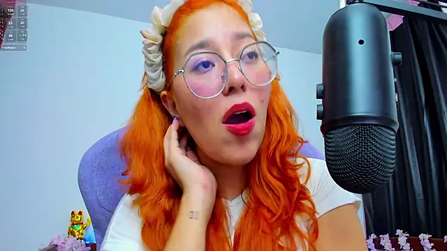 _Moon_Johnson webcam