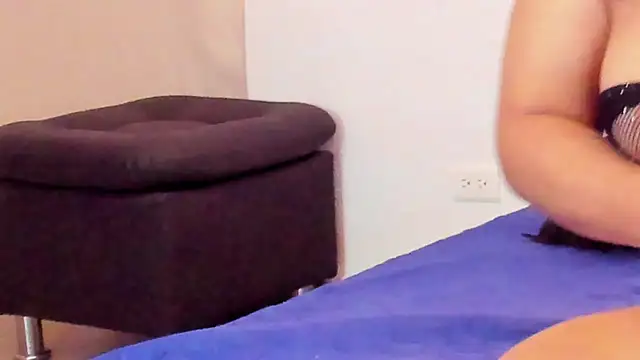 Jenny_Carters webcam