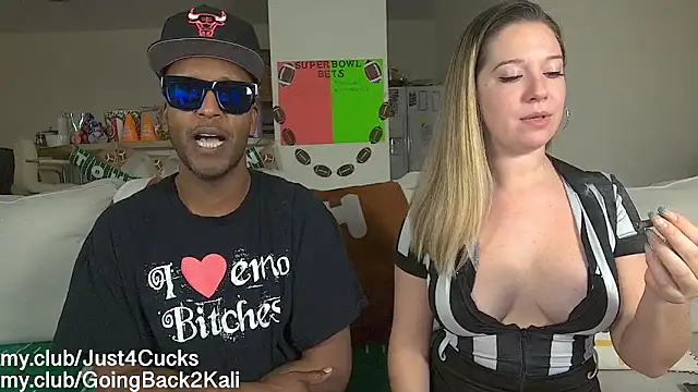 boomboomr00m Live Webcam on Stripchat