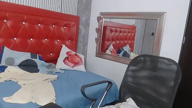 sophia__sweet1 - Sophia__sweet1's free webcam - UK Sex Cams