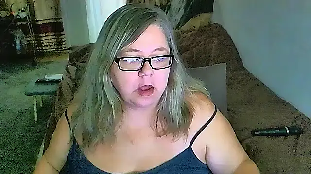 sex2 (F mature) - naked, squirt