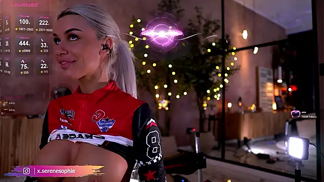 Serene_Sophiex webcam