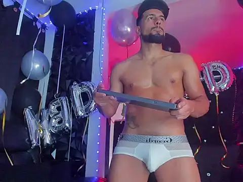 bastian_bigcock webcam