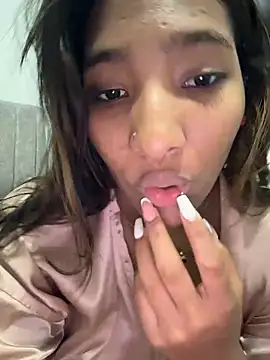 lilithstormm - Lilithstormm's free webcam