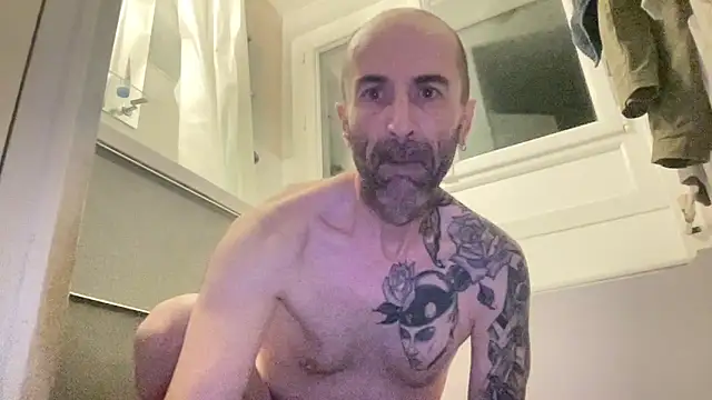 slave44nantes webcam