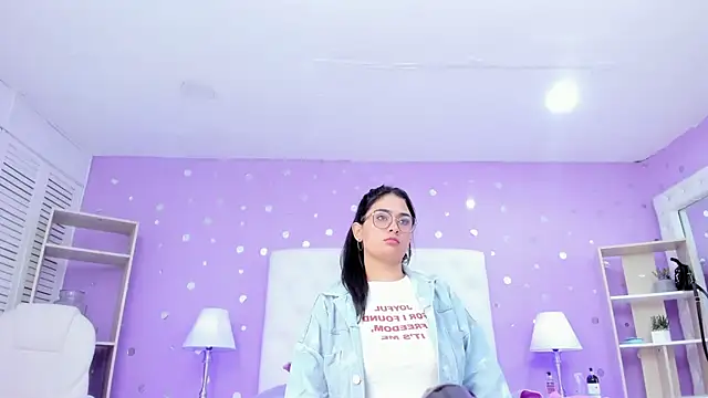 scarlette_15_ - Scarlette_15_'s free webcam - UK Sex Cams