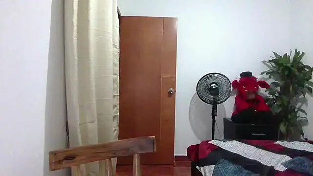 catalina_boobs webcam