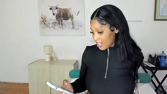 ConnieSmall24 webcam