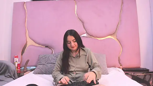 IsabelDelacroix webcam