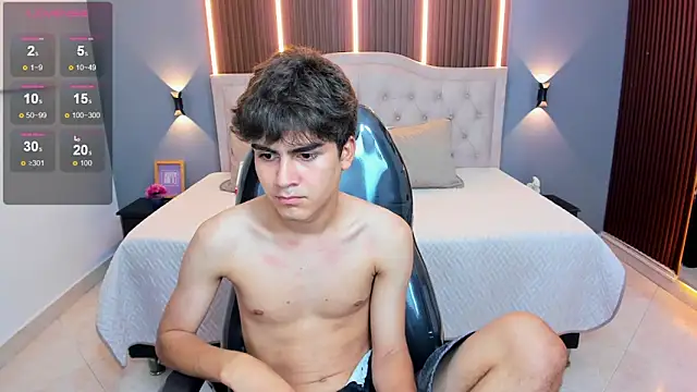 Tommy18__ webcam