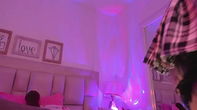 Yourwishisme_val webcam