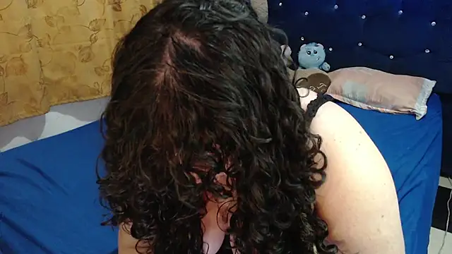 ANGELIQUE_KLANE webcam