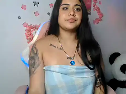 sophiadaza666 (F teen) - show tits