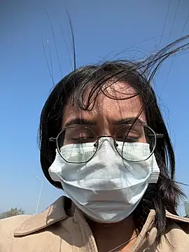 DominantDesiree webcam