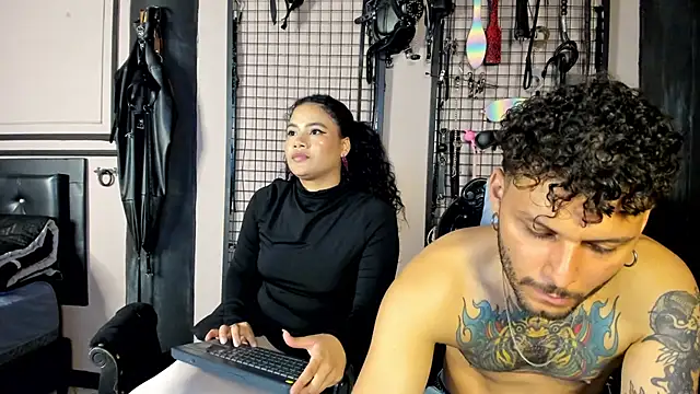 Twisted_Fantasy webcam