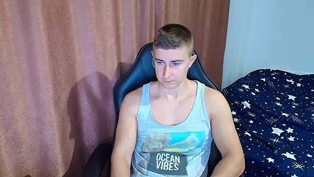 TodMusclePower9 webcam