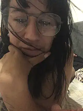 lamaary - Lamaary's free webcam - UK Sex Cams