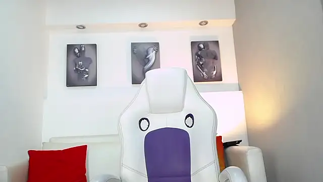 juankfit_45 - JuanKFit_45's free webcam - UK Sex Cams