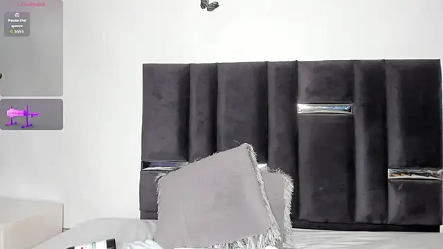 Julia_roberss webcam