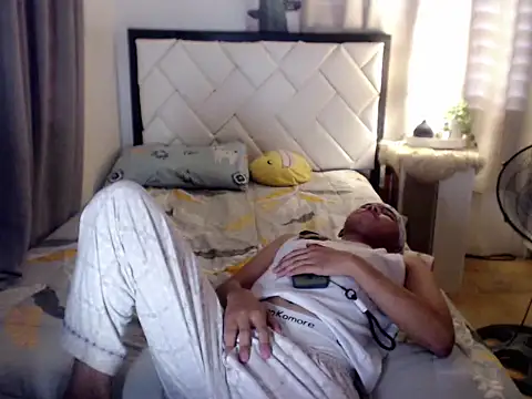 -asiantwink0000- webcam