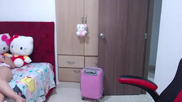 kayla_k18 - Kayla_k18's free webcam - UK Sex Cams