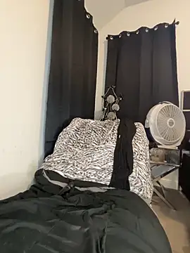 Exotic_Queen_ webcam