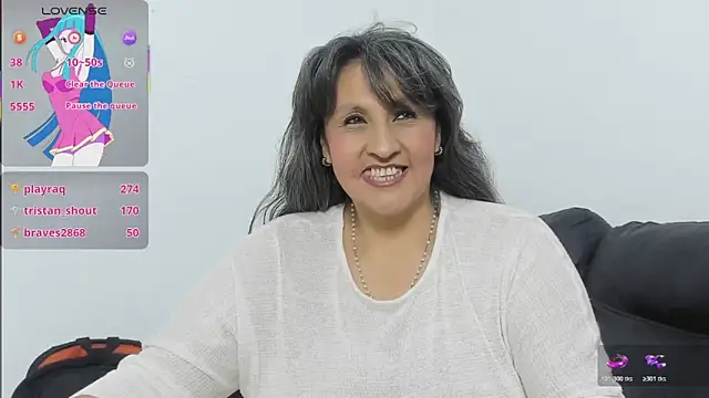 merlyna_goldens webcam