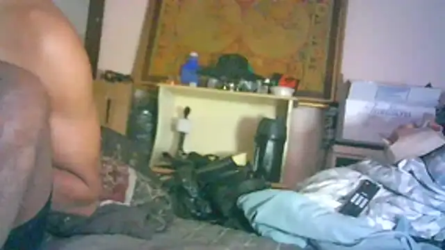 ON3YOULLN3VER_FIR3 webcam