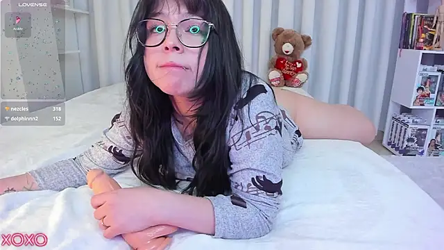 misshoneyxxx - Misshoneyxxx's free webcam