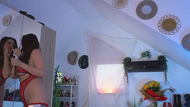 Amaliamour from StripChat is Freechat