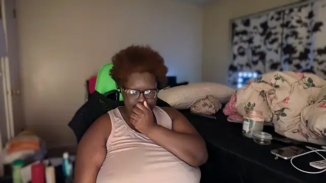 Yagurl___west webcam